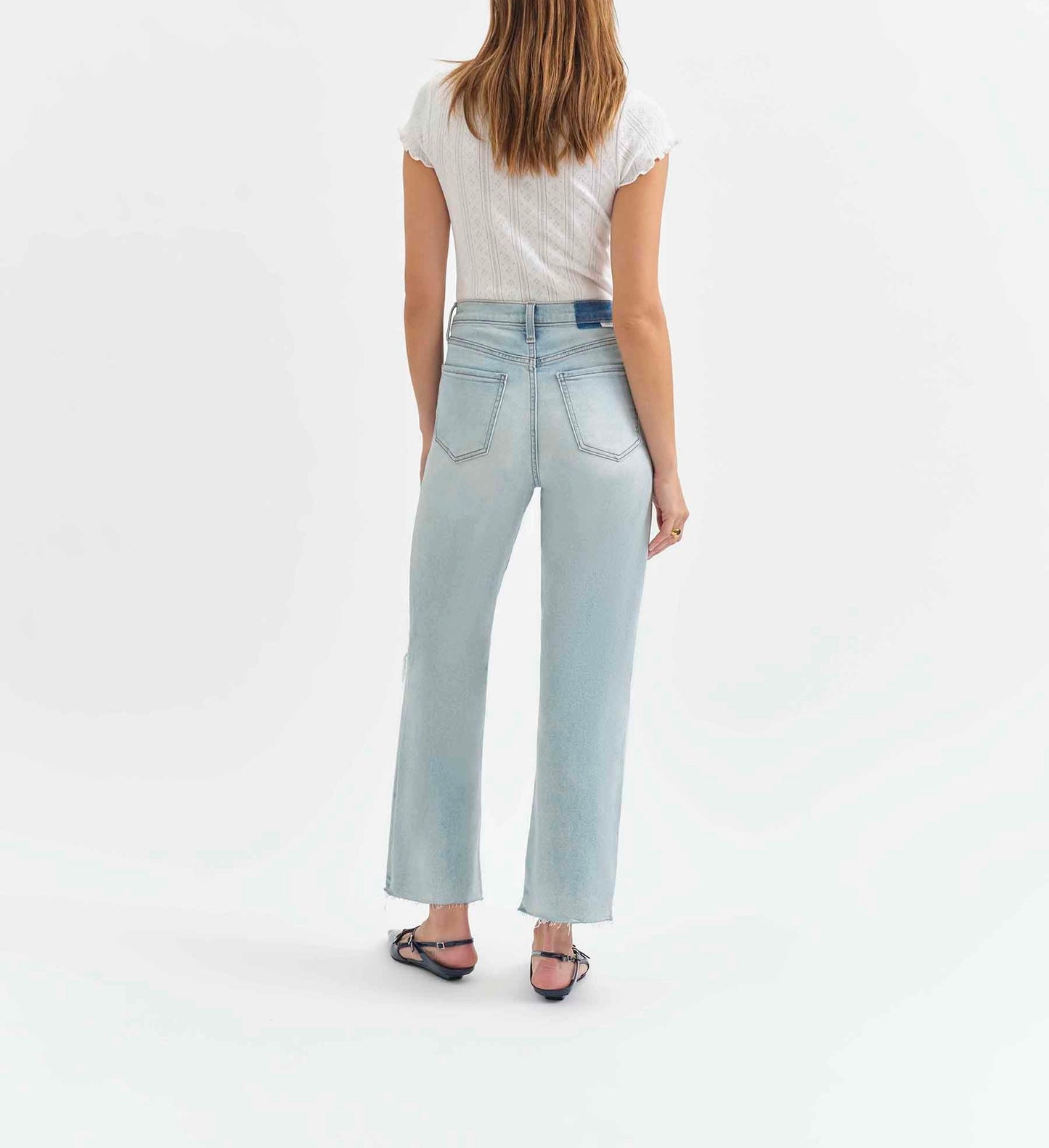 Daze Pleaser High Rise With Distressing Knee Jeans