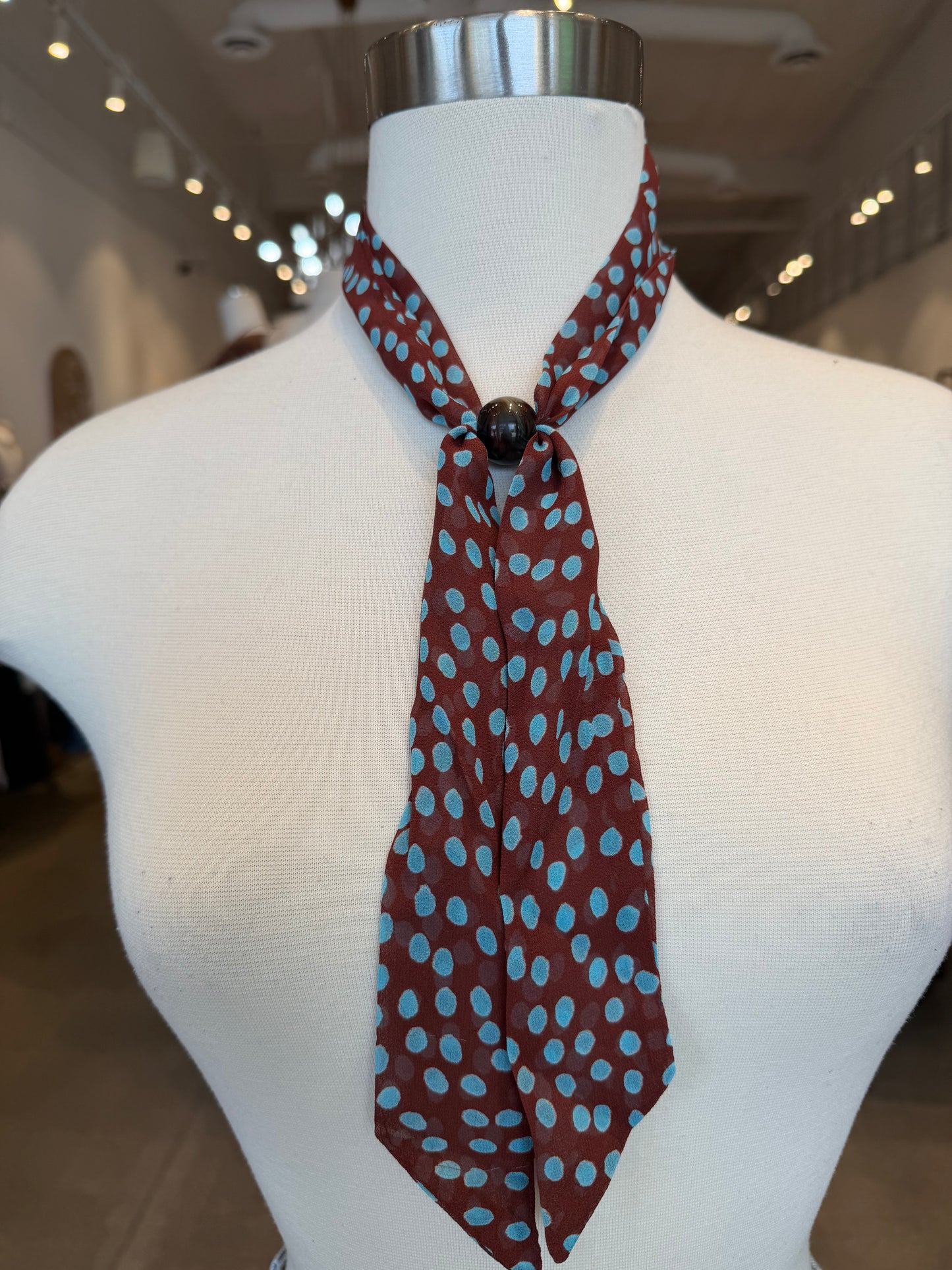 The Perfect Scarf Tie