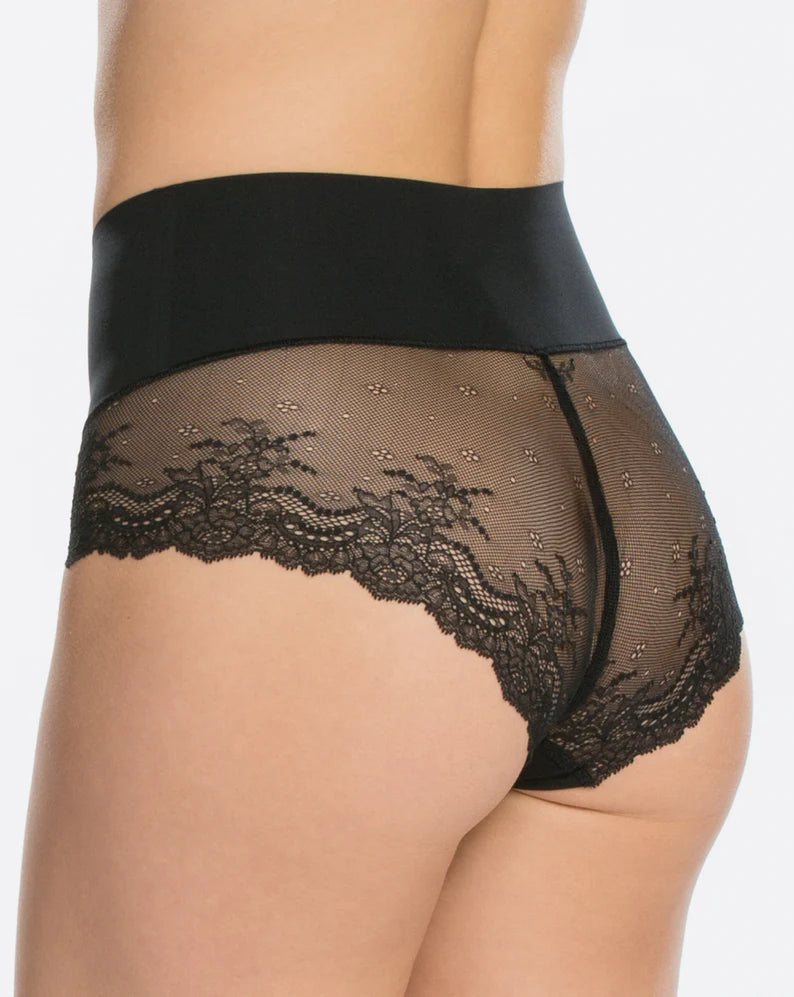 Undie-tectable Lace Hi Hipster Panty