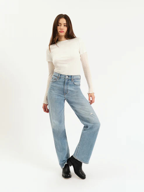 Daze Denim City Straight High Rise Straight Leg in Be Mine Vintage