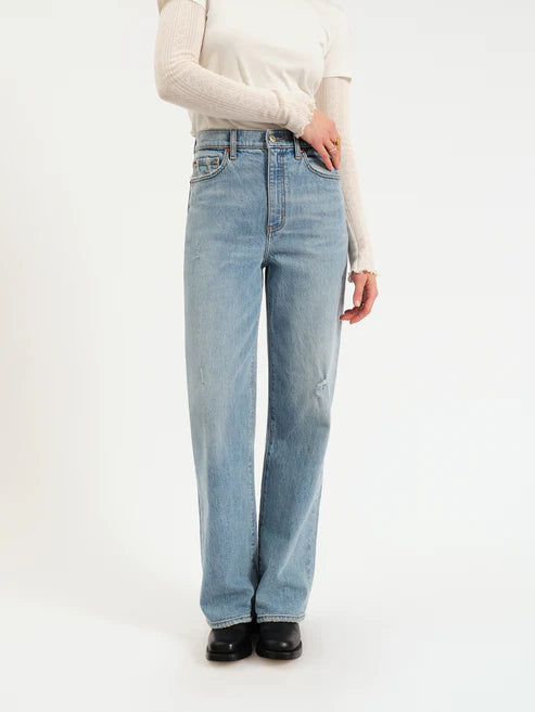 Daze Denim City Straight High Rise Straight Leg in Be Mine Vintage