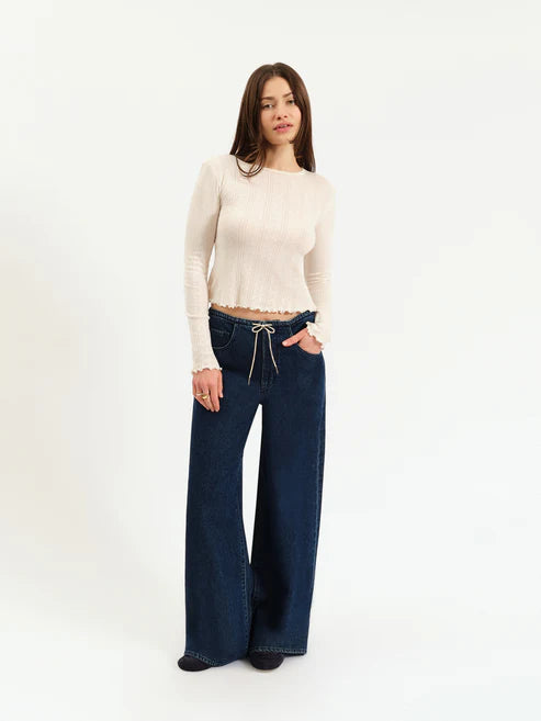 Daze Madison Mid Rise Wide Leg in Moonlight Rinse