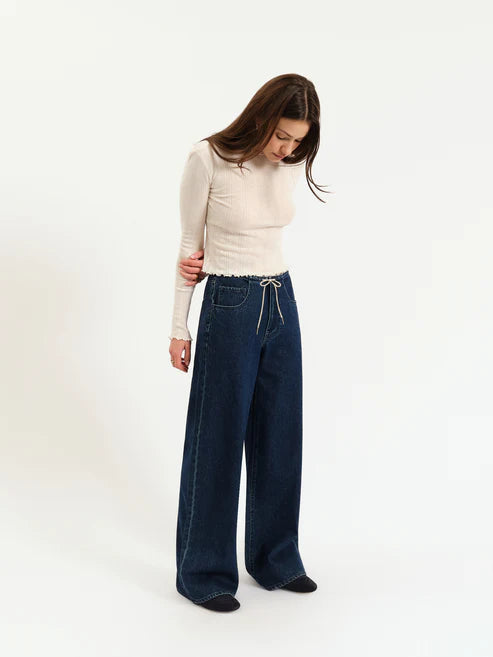 Daze Madison Mid Rise Wide Leg in Moonlight Rinse
