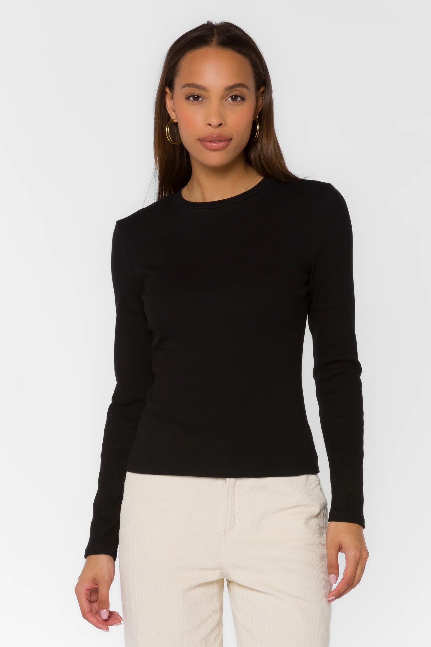 Kuri Long Sleeve Crewneck Black Tee