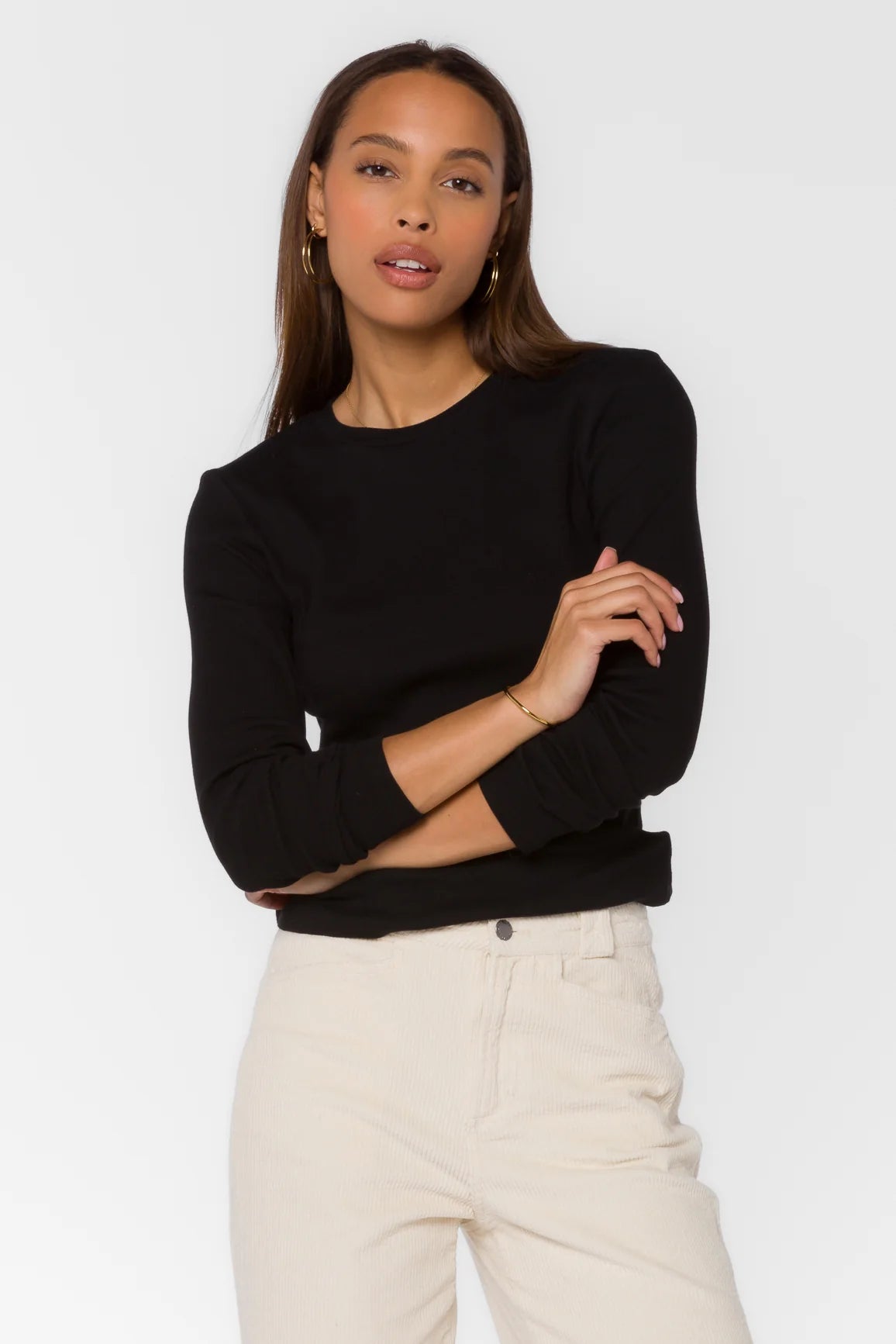 Kuri Long Sleeve Crewneck Black Tee